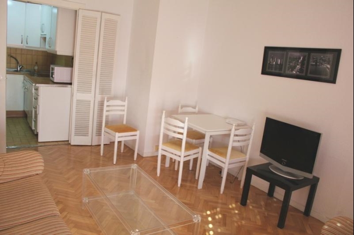 Bright Apartment in Chamartin of 2 Bedrooms with terrace #735 in Madrid