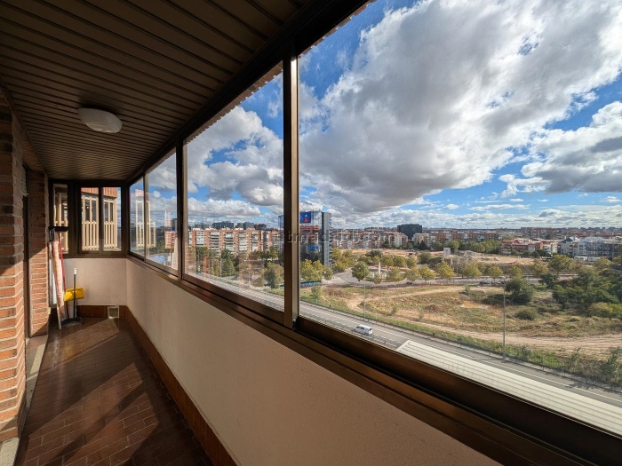 Apartamento Luminoso en Chamartin de 2 Dormitorios con terraza #735 en Madrid