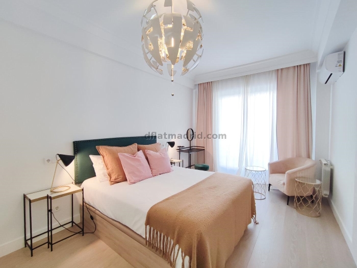 Apartamento Luminoso en Chamartin de 1 Dormitorio #855 en Madrid