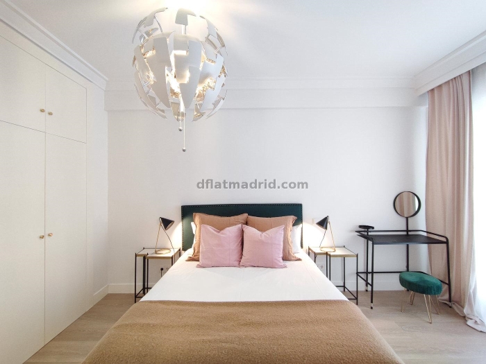 Apartamento Luminoso en Chamartin de 1 Dormitorio #855 en Madrid