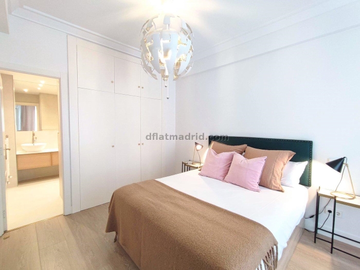 Apartamento Luminoso en Chamartin de 1 Dormitorio #855 en Madrid