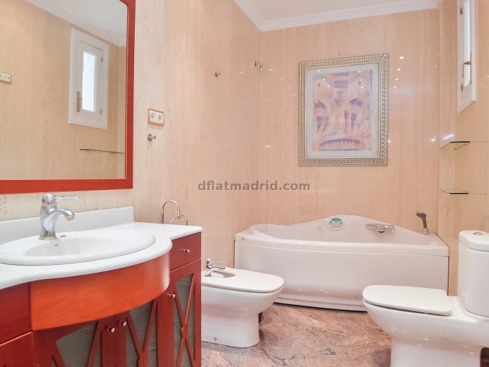 Apartamento Céntrico en Salamanca de 2 Dormitorios #1585 en Madrid