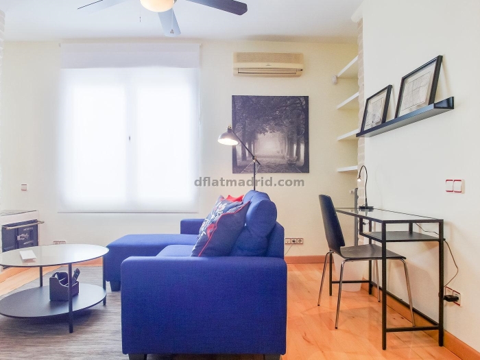 Atico con Terraza en Retiro de 2 Dormitorios #1594 en Madrid