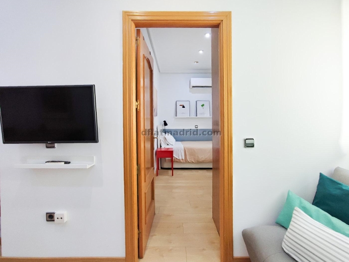 Apartamento Luminoso en Chamartin de 2 Dormitorios #1602 en Madrid