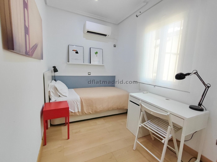 Apartamento Luminoso en Chamartin de 2 Dormitorios #1602 en Madrid