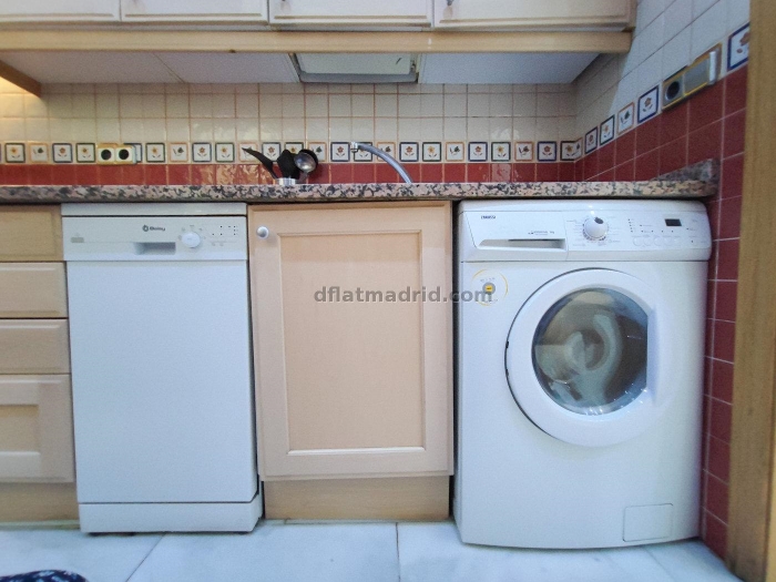 Apartamento Luminoso en Chamartin de 2 Dormitorios #1602 en Madrid