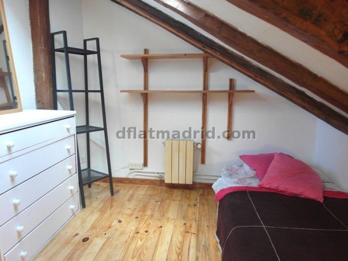 Apartamento Luminoso en Centro de 2 Dormitorios con terraza #1609 en Madrid