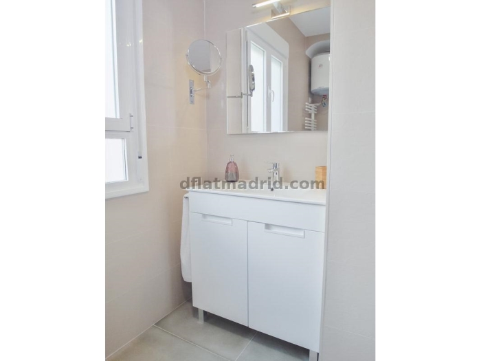 Apartamento en Centro de 1 Dormitorio #1681 en Madrid