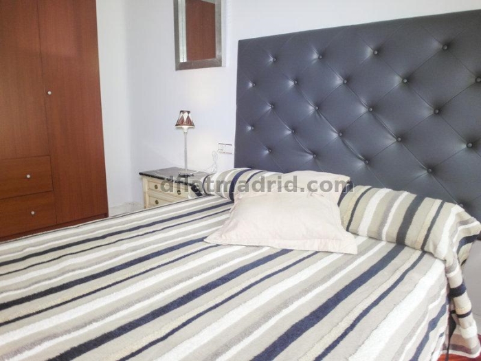 Apartamento Luminoso en Centro de 2 Dormitorios #1683 en Madrid