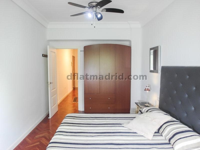 Apartamento Luminoso en Centro de 2 Dormitorios #1683 en Madrid
