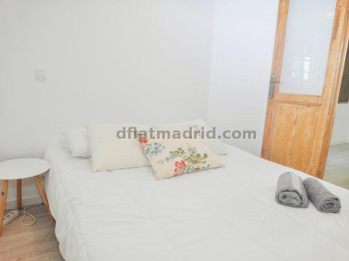 Apartamento Luminoso en Centro de 1 Dormitorio #1684 en Madrid