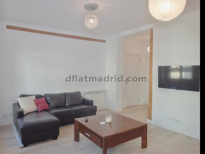 Apartamento Luminoso en Centro de 1 Dormitorio #1684 en Madrid