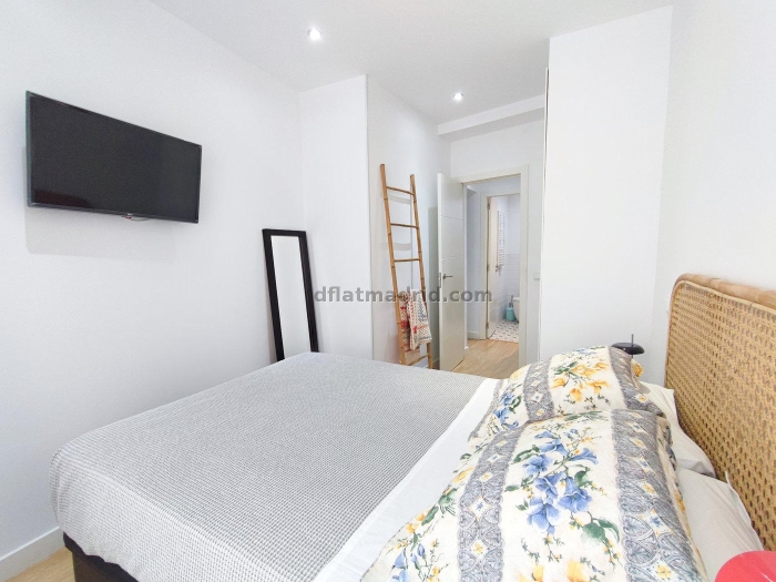 Apartamento Luminoso en Centro de 1 Dormitorio #1687 en Madrid