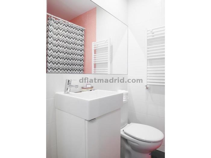 Spacious Apartment in Centro of 3 Bedrooms #1689 in Madrid