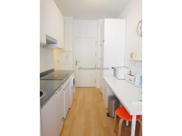 Apartamento Luminoso en Centro de 2 Dormitorios #1026 en Madrid