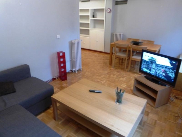 Apartamento Luminoso en Chamartin de 2 Dormitorios con terraza #1076 en Madrid