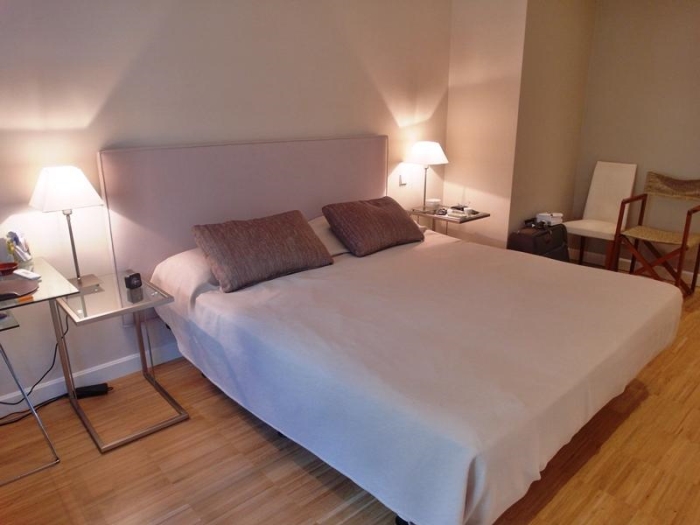 Spacious Apartment in Chamartin of 2 Bedrooms #1087 in Madrid