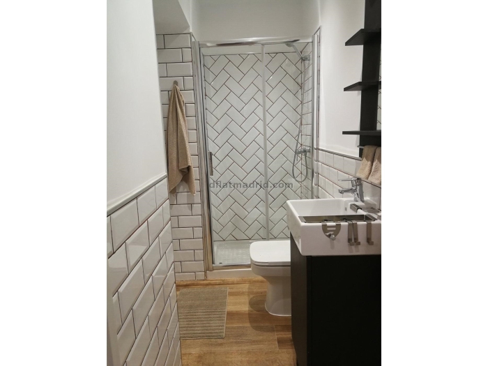 Apartamento Tranquilo en Centro de 1 Dormitorio #1090 en Madrid