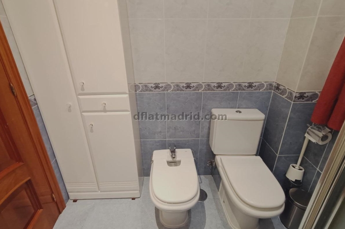 Apartamento Amplio en Tetuan de 3 Dormitorios #1248 en Madrid