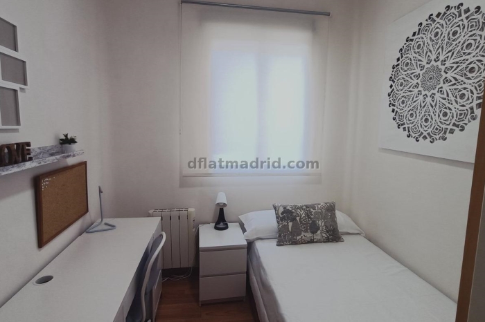 Apartamento Amplio en Tetuan de 3 Dormitorios #1248 en Madrid