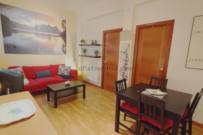 Apartamento Amplio en Tetuan de 3 Dormitorios #1248 en Madrid