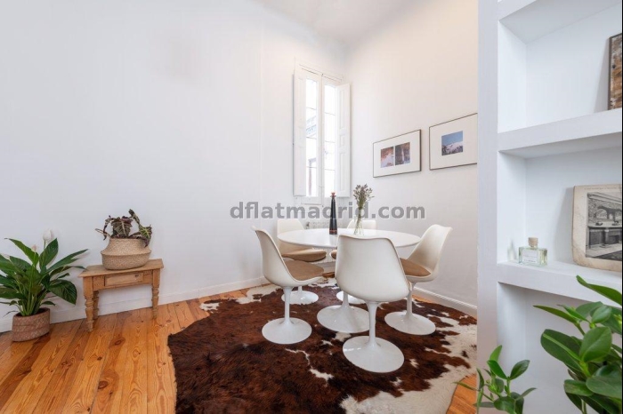 Spacious Apartment in Retiro of 2 Bedrooms #1805 in Madrid