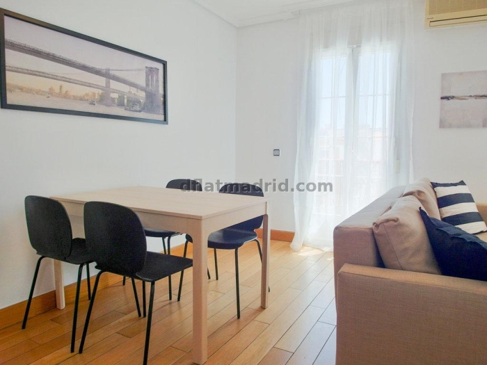Spacious Apartment in Chamartin of 2 Bedrooms #1803 in Madrid