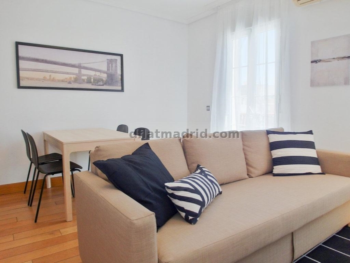 Spacious Apartment in Chamartin of 2 Bedrooms #1803 in Madrid