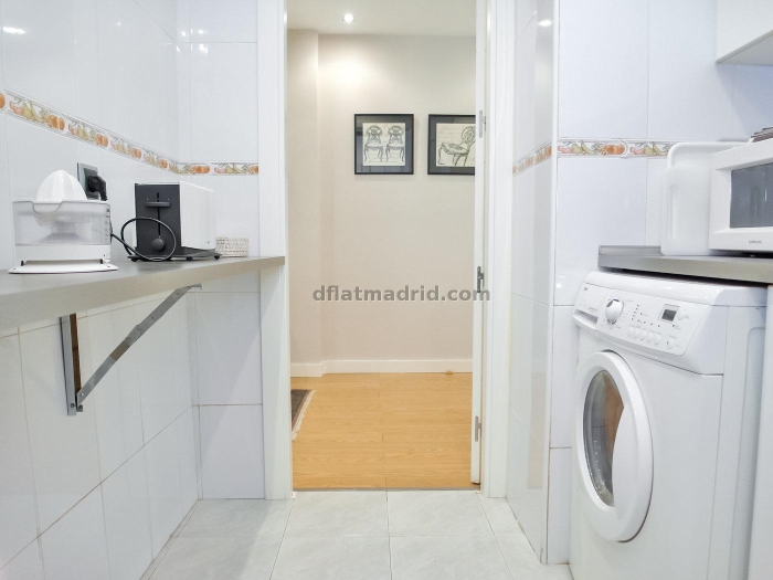 Apartamento Luminoso en Chamartin de 1 Dormitorio #518 en Madrid