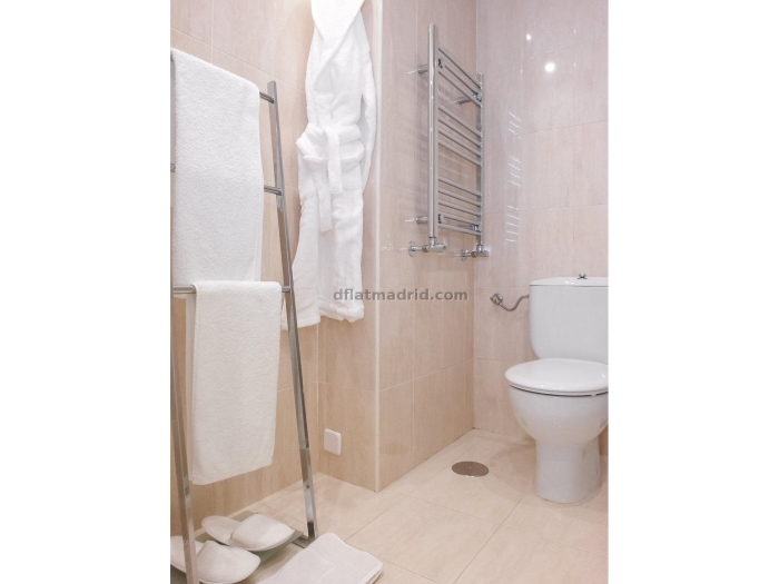 Apartamento Luminoso en Chamartin de 1 Dormitorio #518 en Madrid