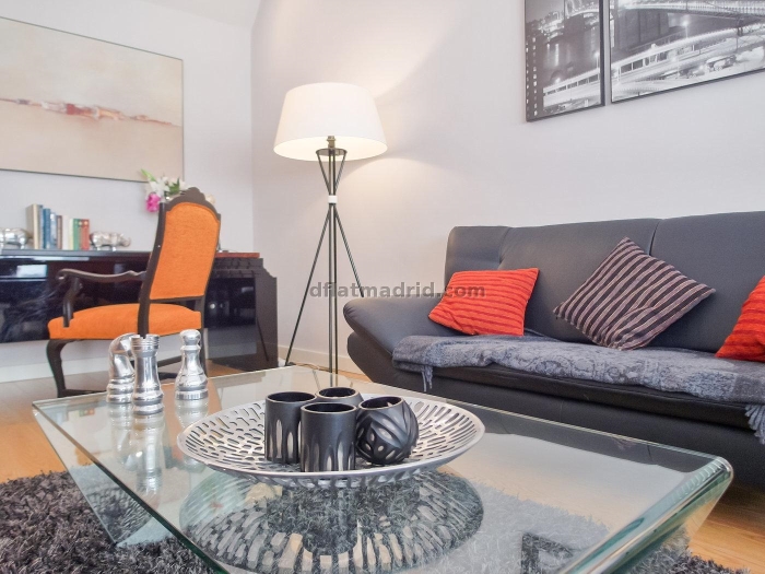 Apartamento Luminoso en Chamartin de 1 Dormitorio #518 en Madrid