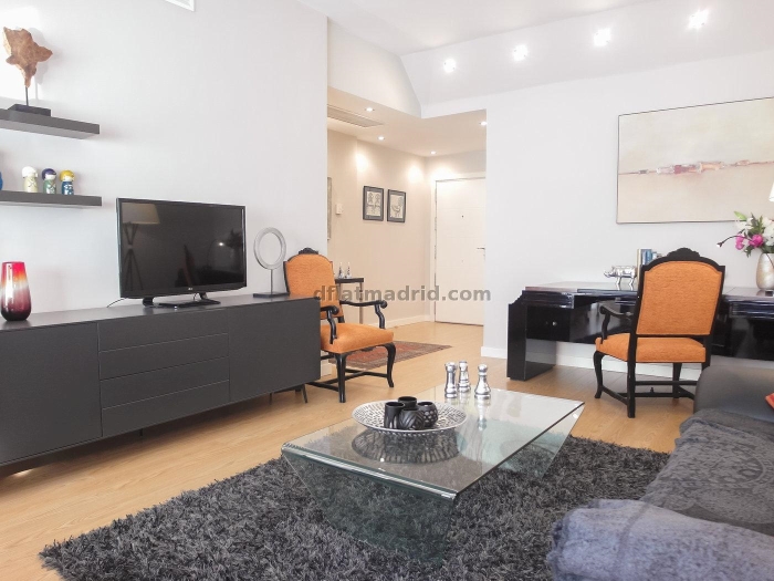 Apartamento Luminoso en Chamartin de 1 Dormitorio #518 en Madrid