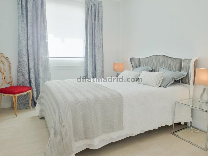 Apartamento Amplio en Aluche de 3 Dormitorios #1807 en Madrid