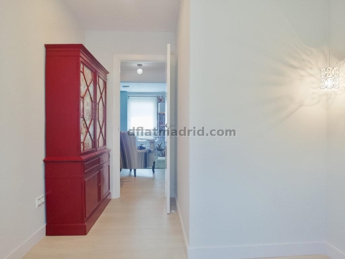 Apartamento Amplio en Aluche de 3 Dormitorios #1807 en Madrid