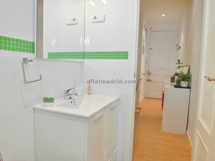 Apartamento Céntrico en Chamberi de 3 Dormitorios #1813 en Madrid