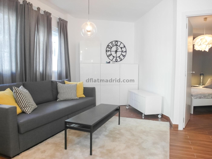 Apartamento Acogedor en Tetuan de 1 Dormitorio #1816 en Madrid