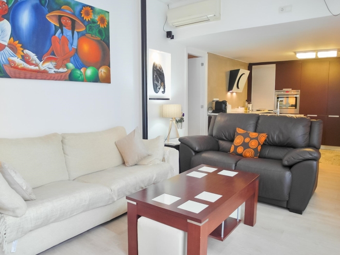 Apartamento Amplio en Chamartin de 3 Dormitorios con terraza #1818 en Madrid