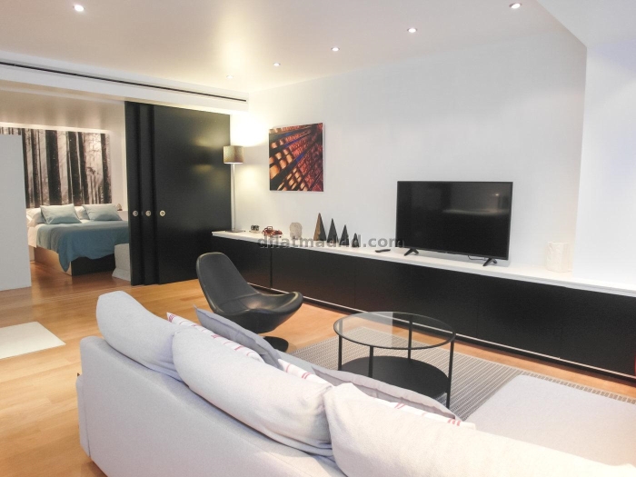 Apartamento exterior cerca de la Castellana con vistas #360 en Madrid