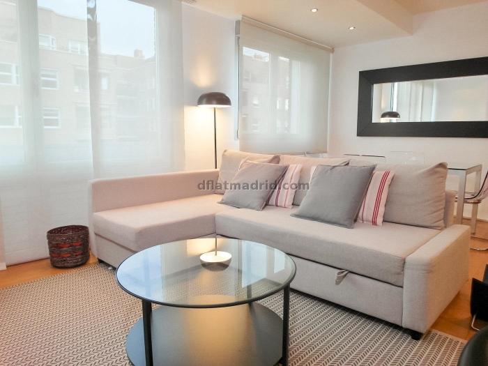 Apartamento Céntrico en Chamberi de 1 Dormitorio #360 en Madrid