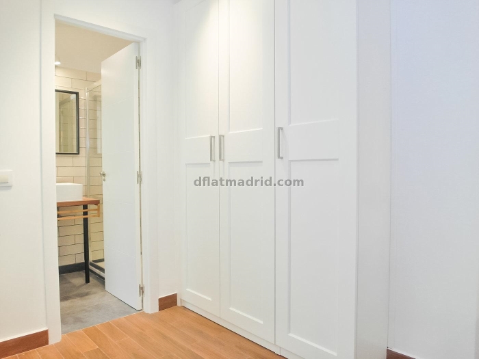 Apartamento Acogedor en Tetuan de 1 Dormitorio #1817 en Madrid