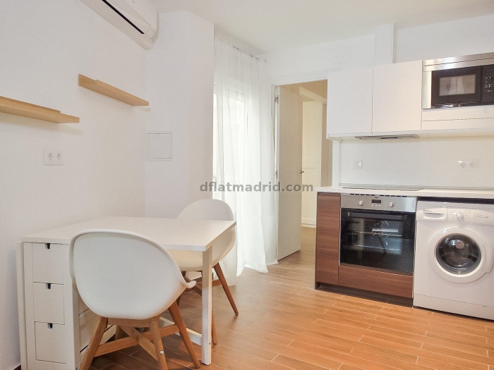 Apartamento Acogedor en Tetuan de 1 Dormitorio #1817 en Madrid