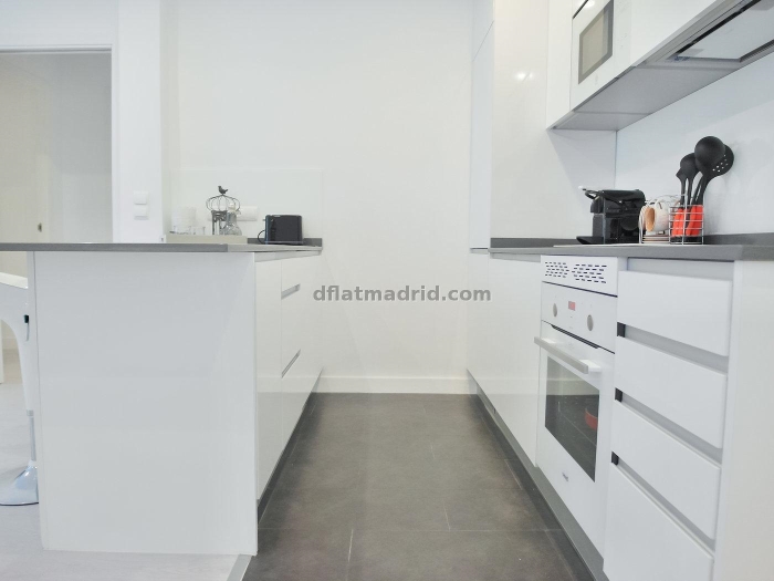 Apartamento Luminoso en Chamartin de 2 Dormitorios #1826 en Madrid