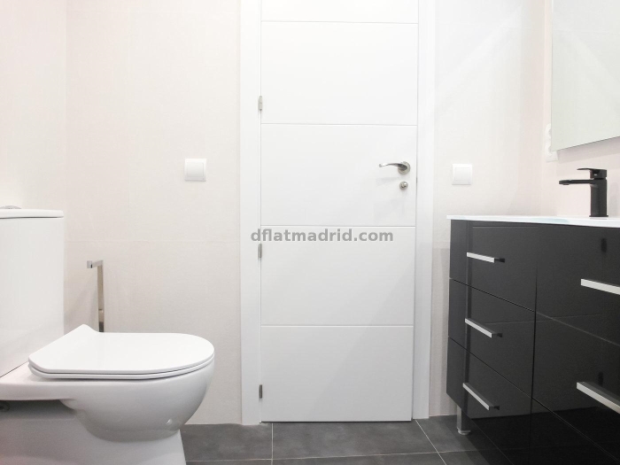 Apartamento Luminoso en Chamartin de 2 Dormitorios #1826 en Madrid