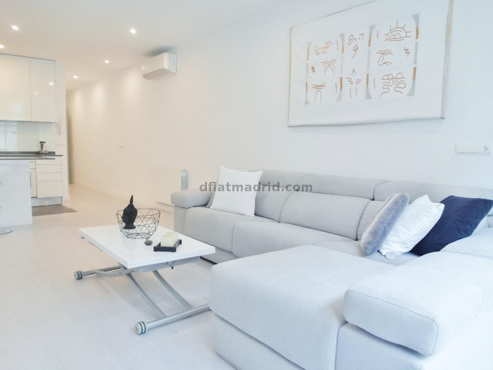 Apartamento Luminoso en Chamartin de 2 Dormitorios #1826 en Madrid