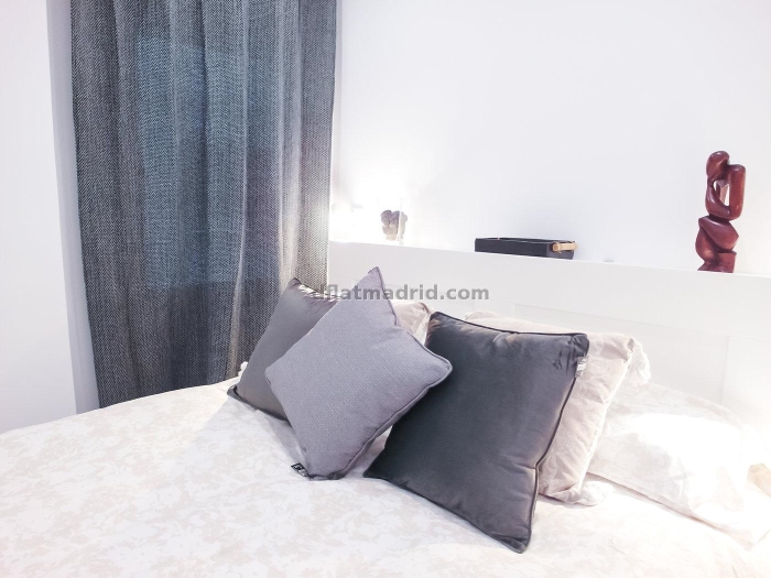 Apartamento Luminoso en Chamartin de 1 Dormitorio #1827 en Madrid