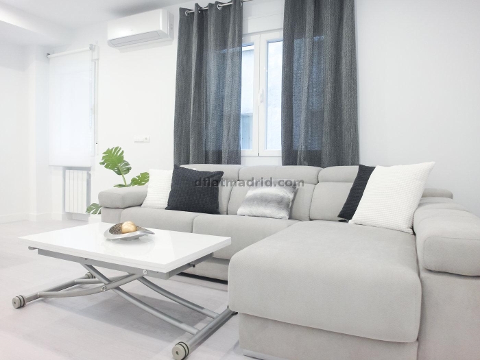 Apartamento Luminoso en Chamartin de 1 Dormitorio #1827 en Madrid