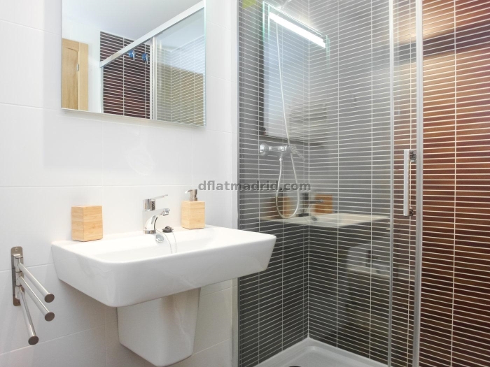 Spacious Apartment in Hortaleza of 3 Bedrooms #1830 in Madrid