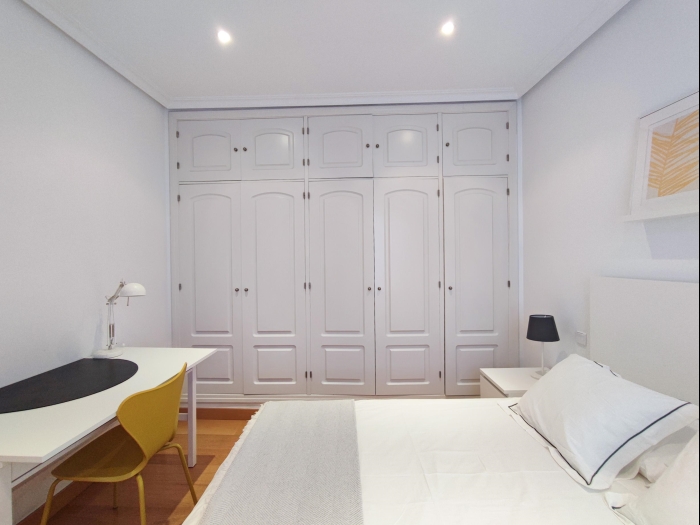 Apartamento Céntrico en Chamberi de 3 Dormitorios #1838 en Madrid