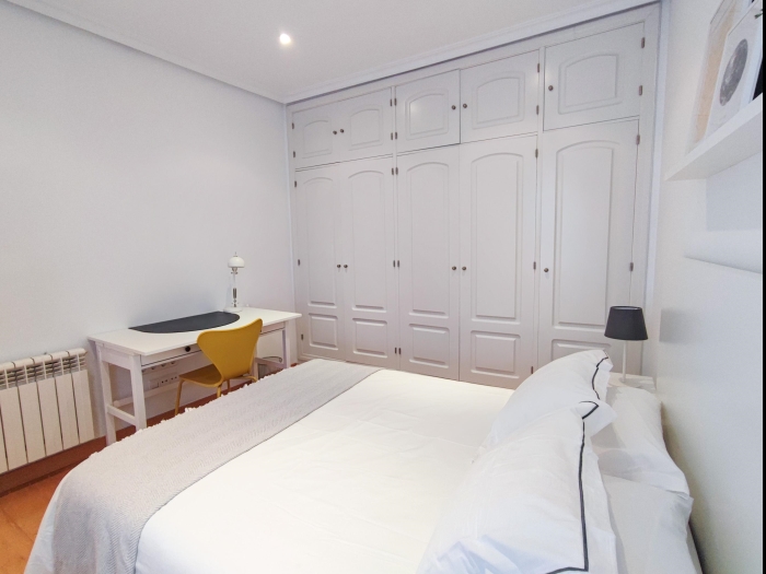 Apartment in Chamberi of 3 Bedrooms #1838 in Madrid