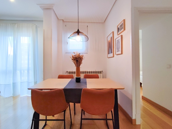 Apartamento Céntrico en Chamberi de 3 Dormitorios #1838 en Madrid